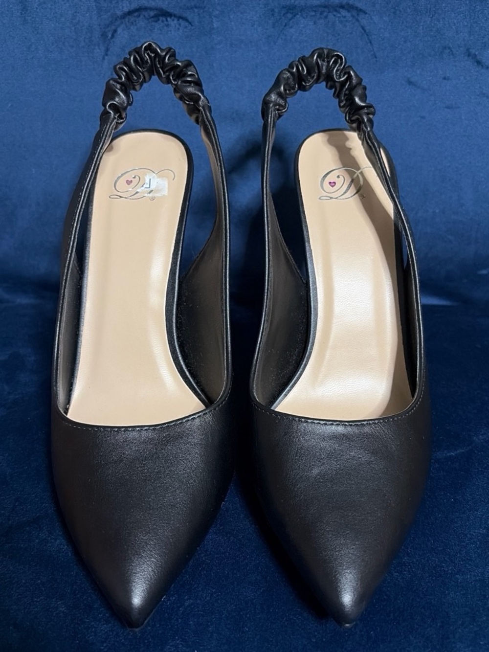 Chic Black Pointed Slingback Heels